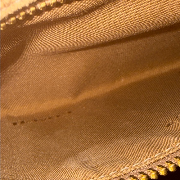 Coach TEA ROSE REIMAGINED Cream and Yellow Floral Crossbody LEATHER Bag - Picture 13 of 16